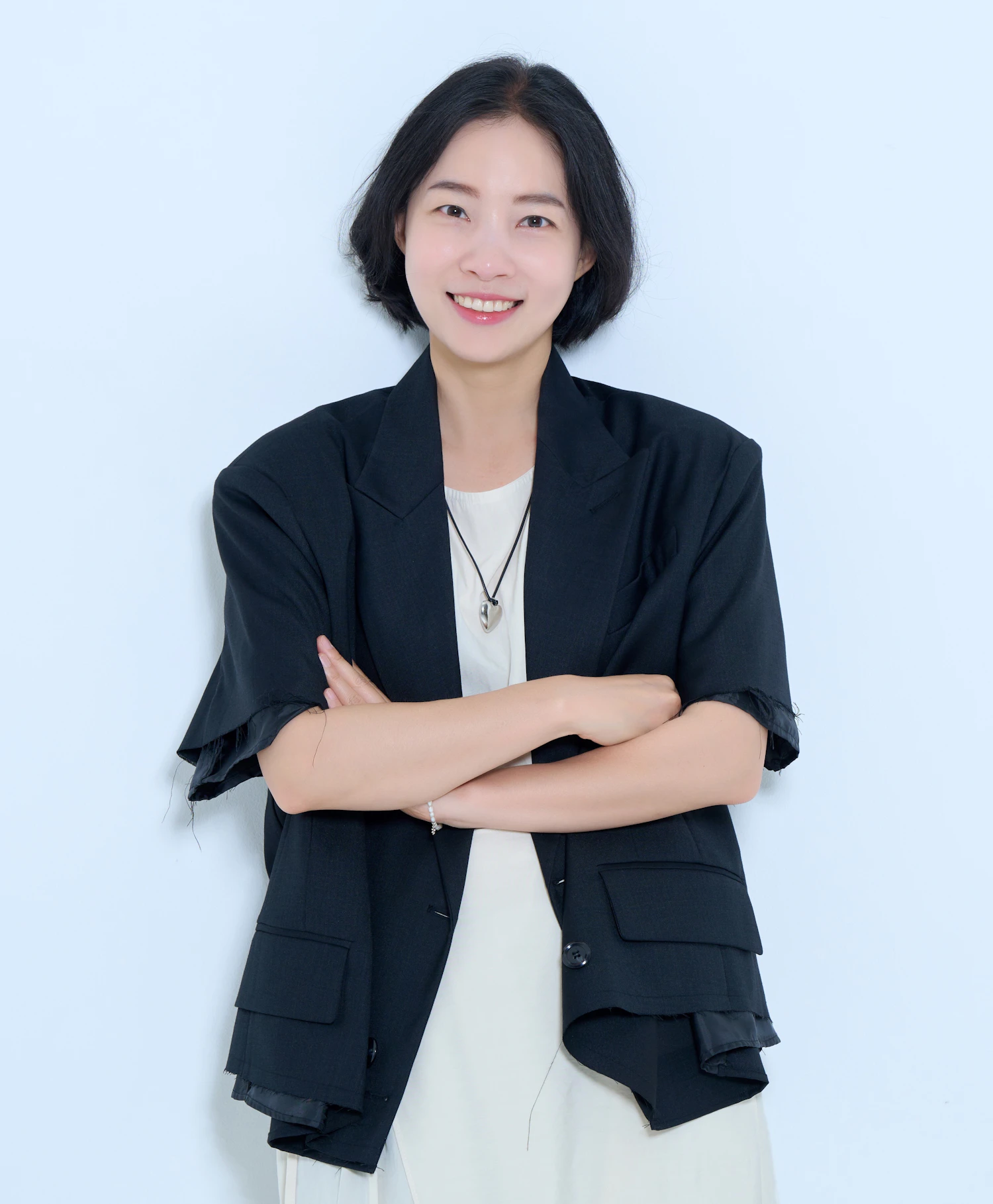 The founder Yun Kyung Kim. Besides groundplan, she is also involved in the food and apparel businesses