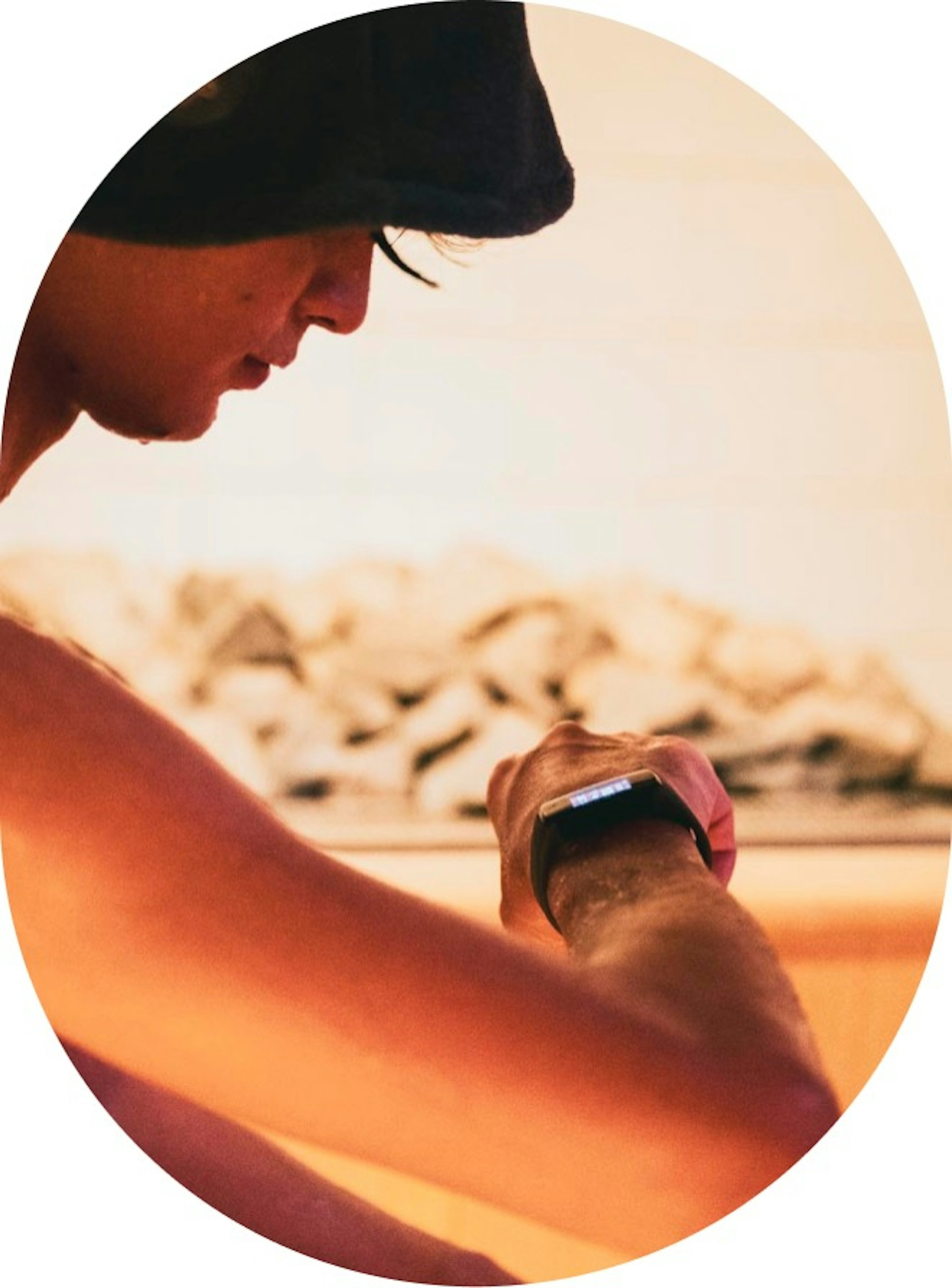 サウナ室の高温や蒸気に耐えるために、使われている部品や設計を一から見直し