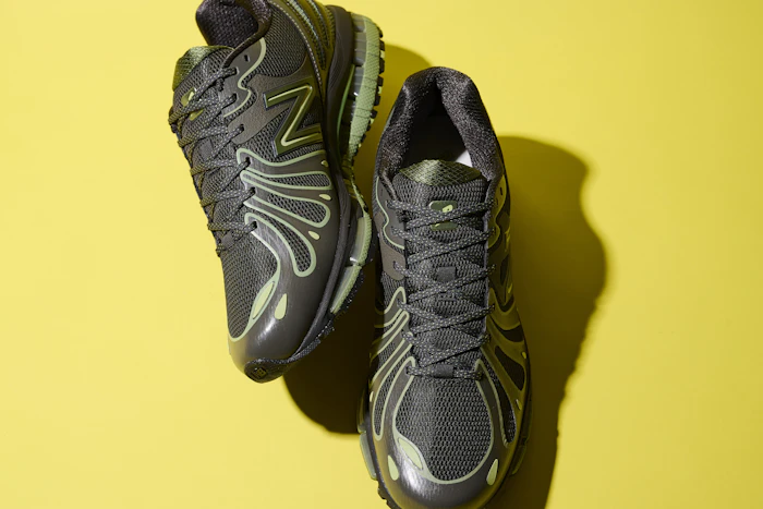 シャープさと洗練さが際立つ新シルエット 「New Balance（ニューバランス）」の「U1890」