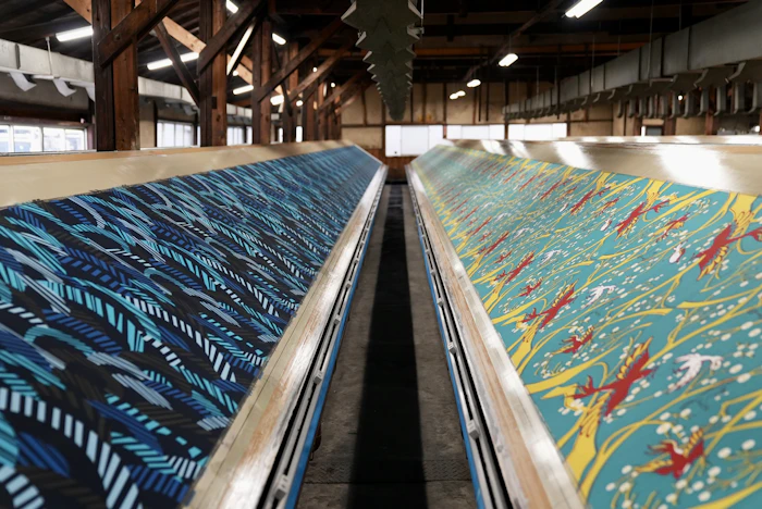 110年続く木造合掌造りの工場