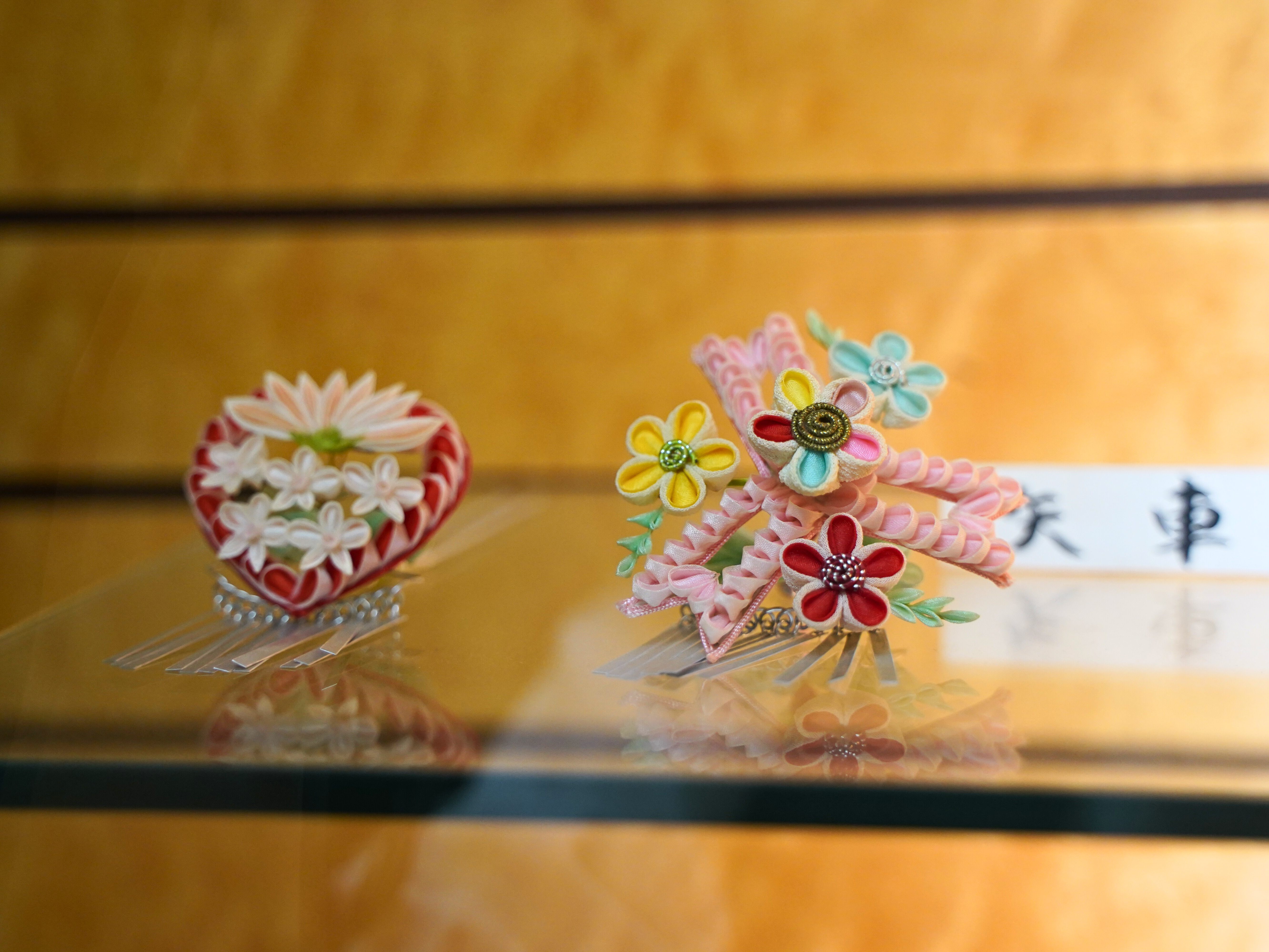 三代続くつまみかんざしの哲学：イシダ商店が守る伝統と一片の美