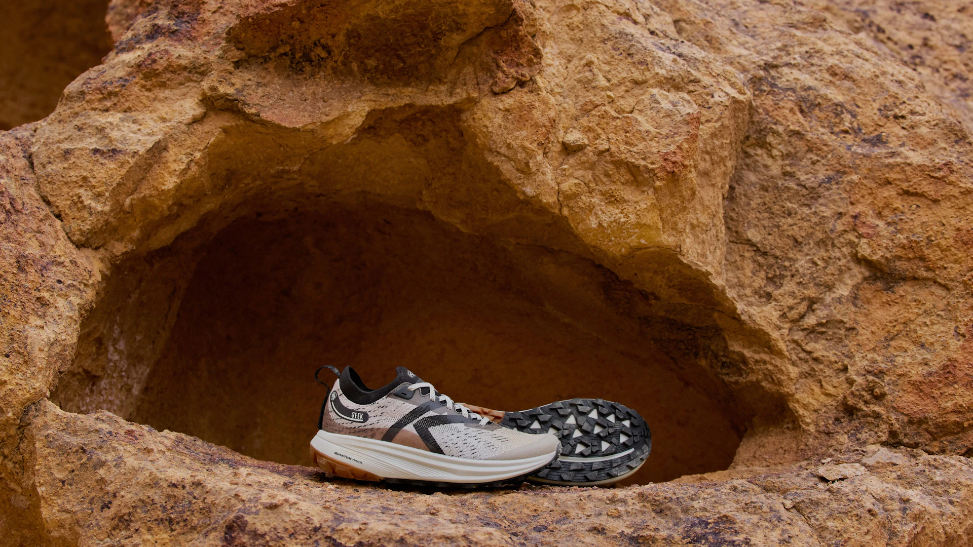 KEENのトレイルランニングシューズ「SEEK」はいったいどんなシューズな KEENのトレイルランニングシューズ「SEEK」はいったいどんなシューズな