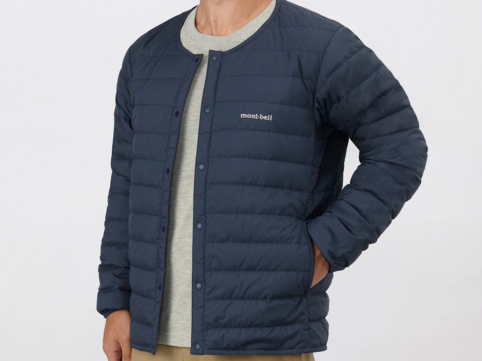 モンベルの「スペリオダウン ラウンドネックジャケット」はなぜ  