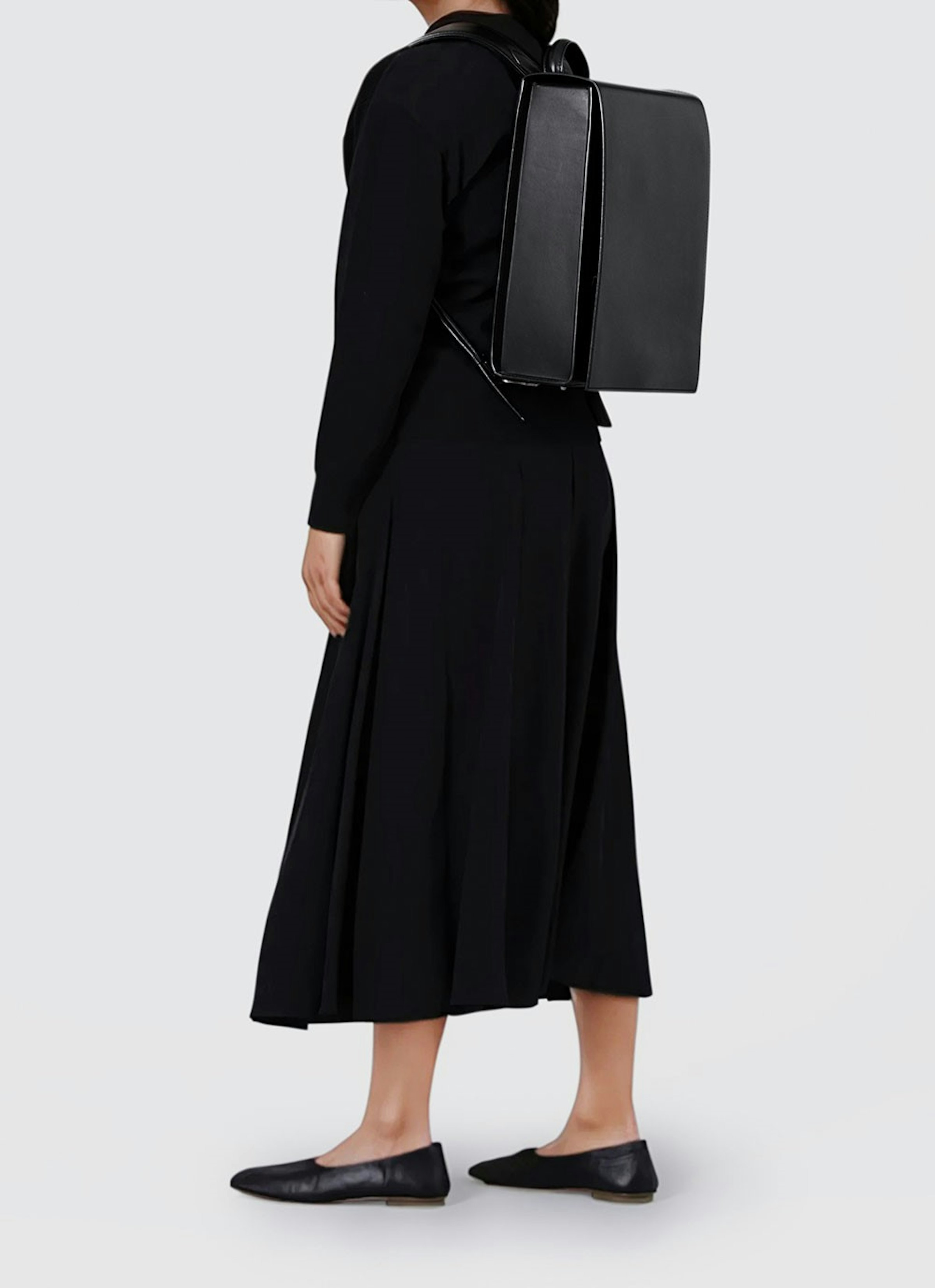 OTONA RANDSEL 001wideの着用シーン