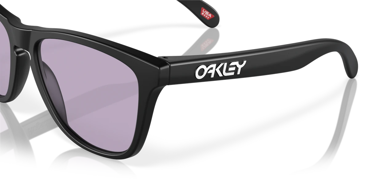 スポーツサングラスの雄「Oakley（オークリー）」の 大定番モデル 
