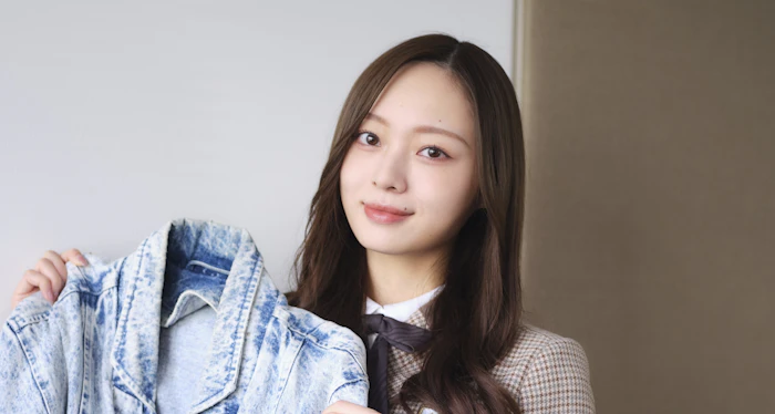 乃木坂46のキャプテン・梅澤美波が「自然体の私」に戻れる一着