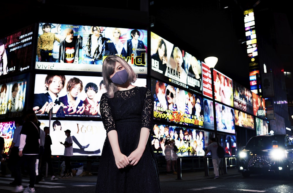 「分かりやすさ」と繁華街のファッション：佐々木チワワが描く“ぴえん系女子”と歌舞伎町
