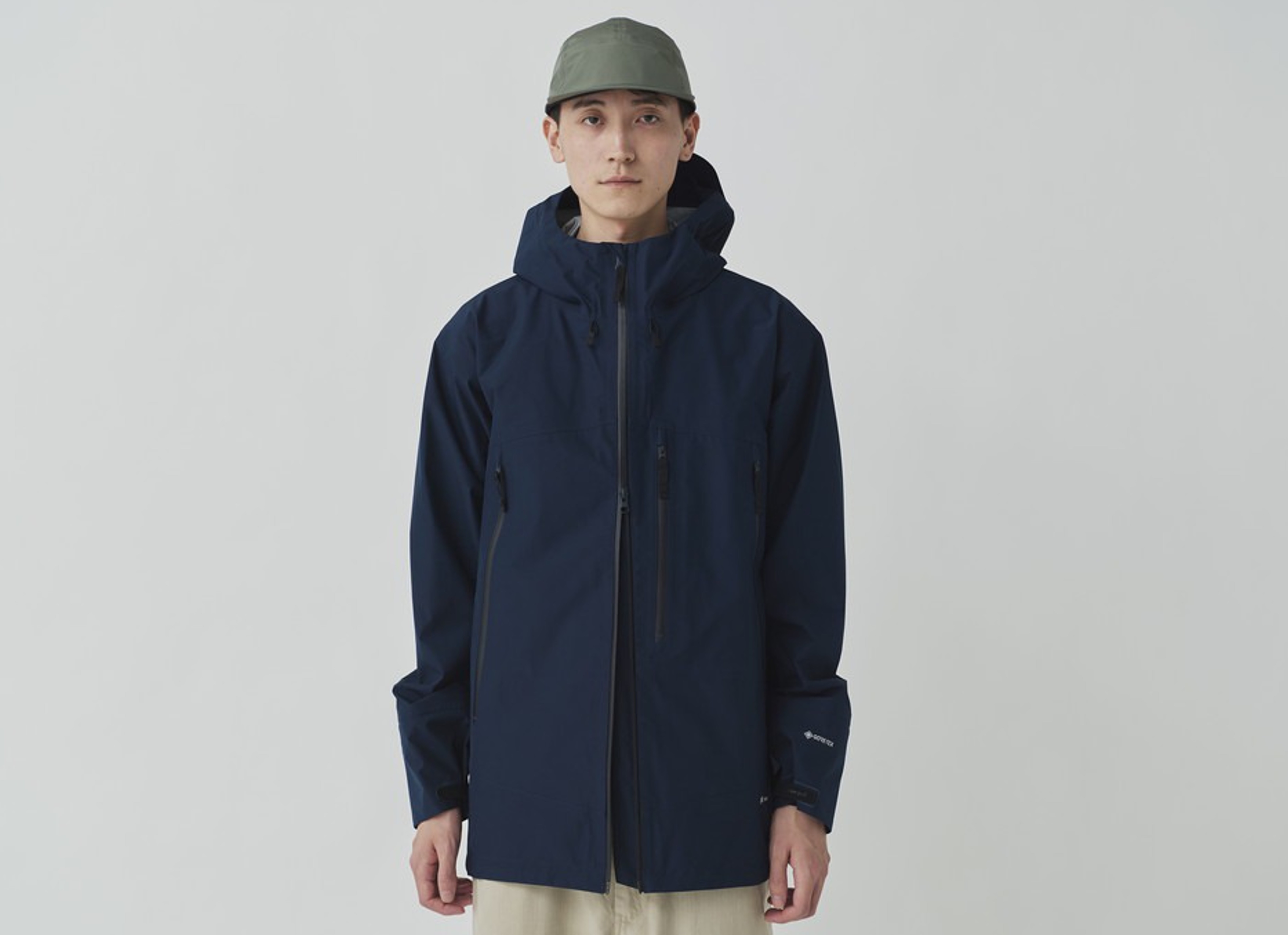 【新品】 peak 25SS ゴアテックス レインジャケット HOME⇔CAMPの哲学を体現するスノーピーク「ゴアテックス レイン