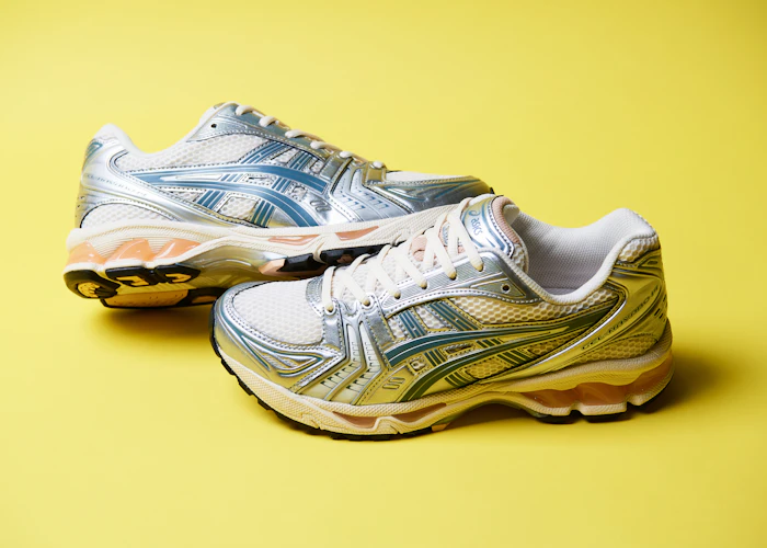 Why Is the GEL-KAYANO 14, One of the Most Popular Models in the GEL-KAYANO Series, Still So Beloved?