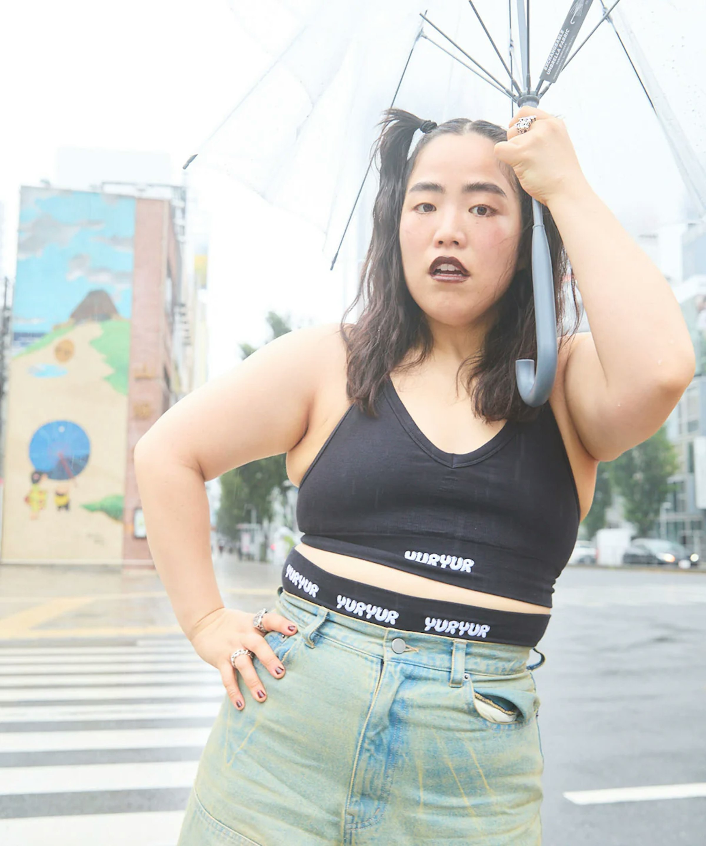 バッククロス設計のブラトップ「フゥブラ」6,490円（税込）