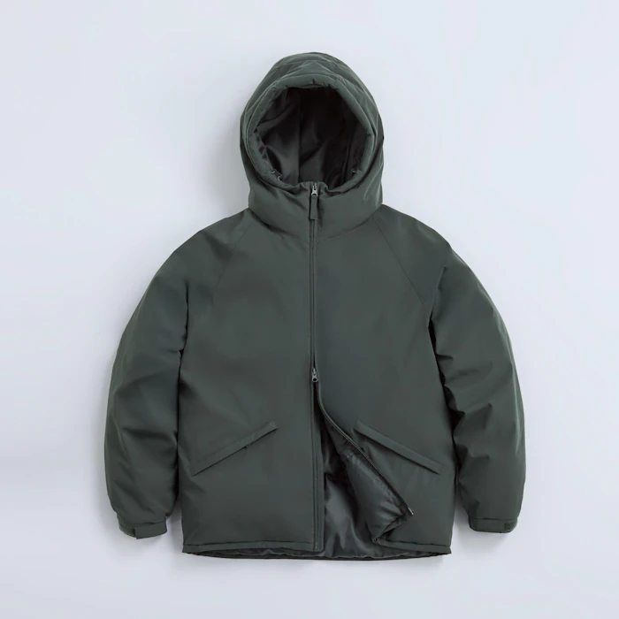 How Did They Make It So Light and Warm? A Behind-the-Scenes Look at the Development of GU's "Warm Padded" Outerwear