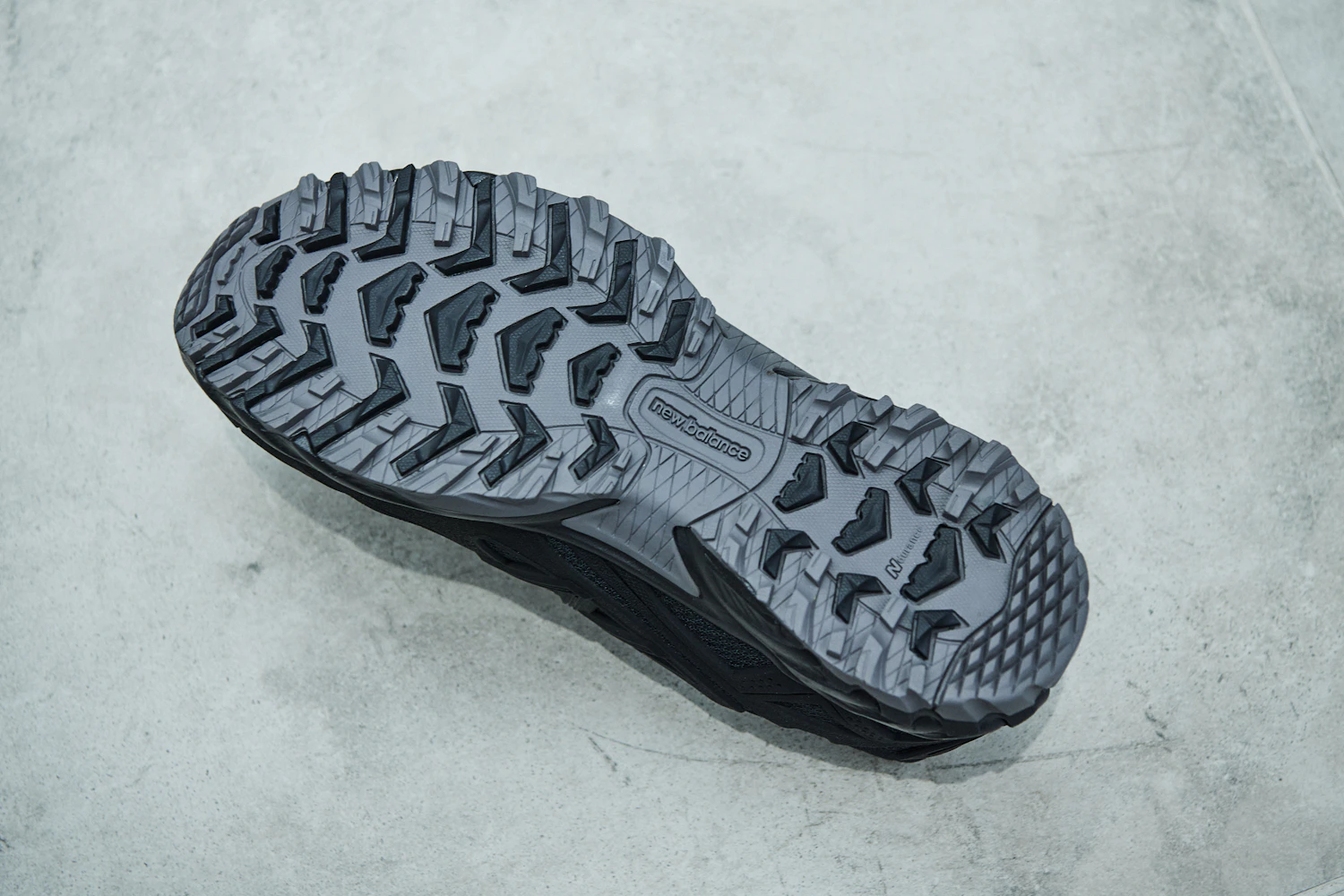 The outsole employs "N-Durance" to provide grip even in off-road situations.