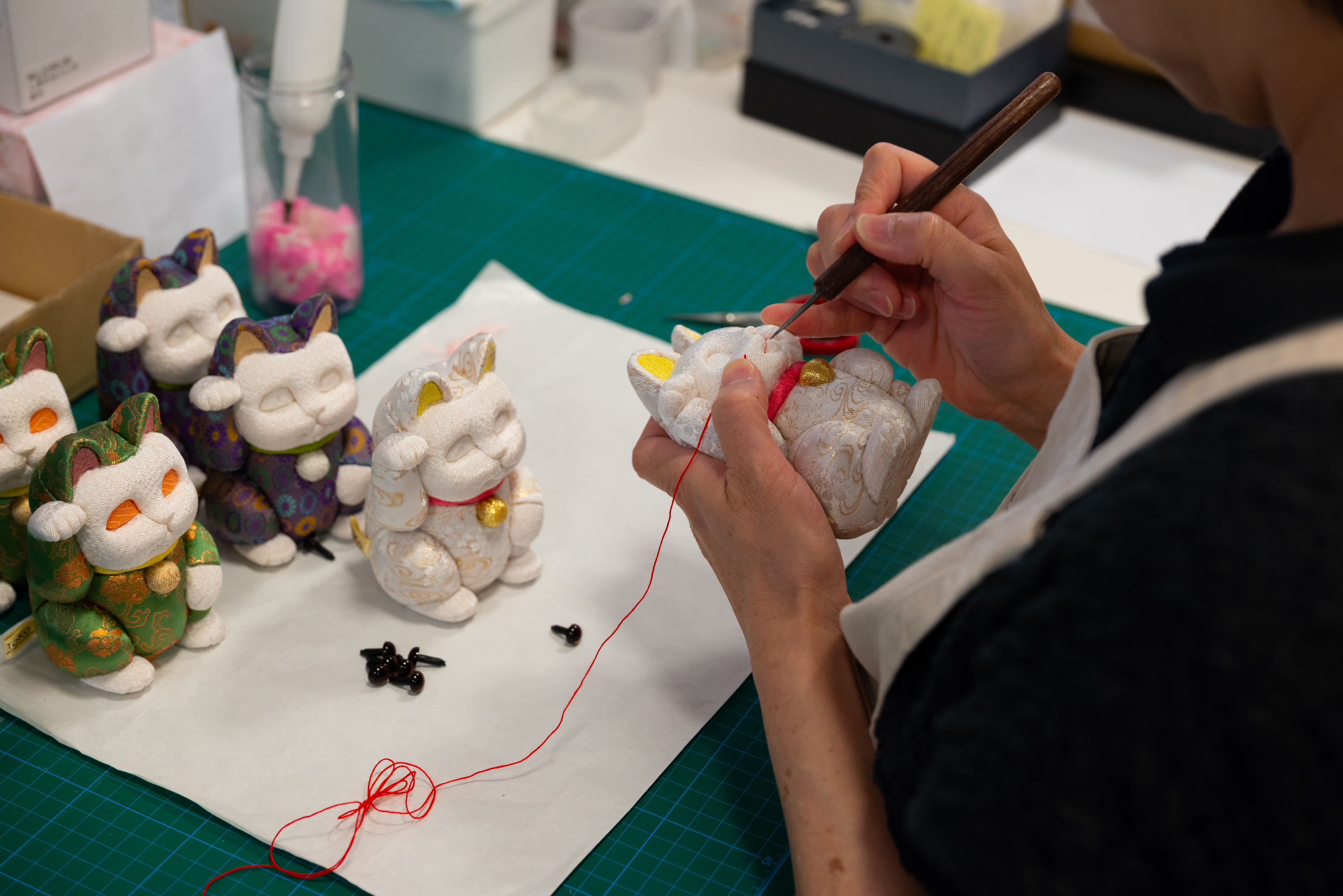 伝統に新しさを纏う、江戸木目込の革新──柿沼人形が描く世界への挑戦