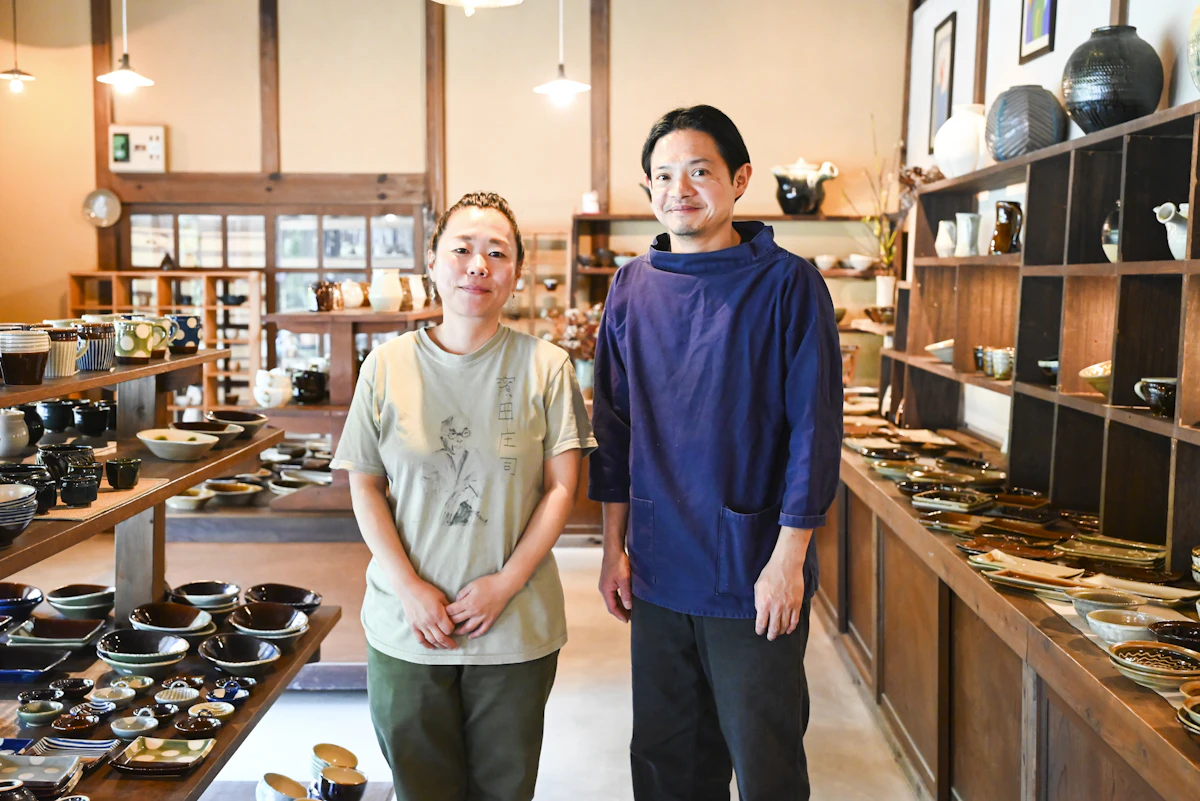 一人ではなく、二人だから歩めた、窯元を継ぐ人生。
