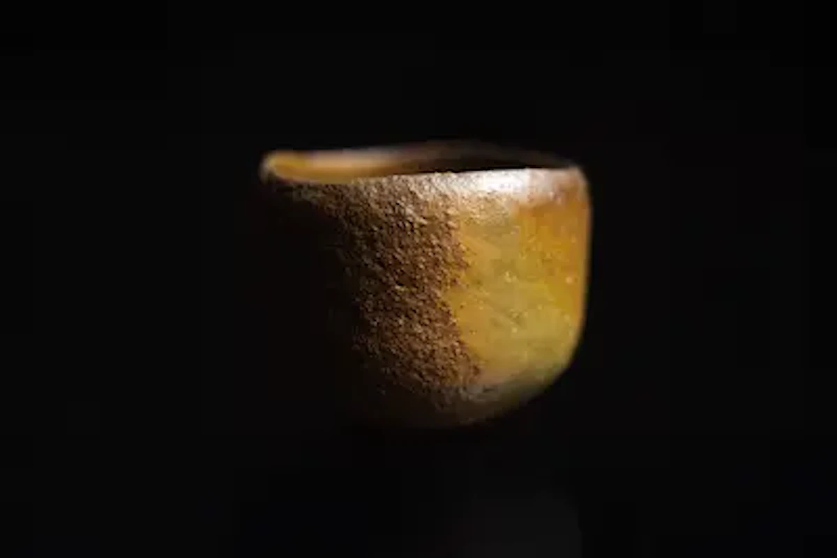 黄窯変茶盌
