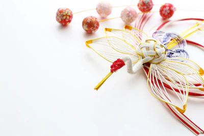 なぜ「紙の紐」がアートになるのか？ 水引の強さとしなやかさの秘密