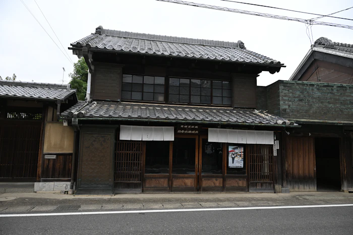 奥順外観：国の登録有形文化財