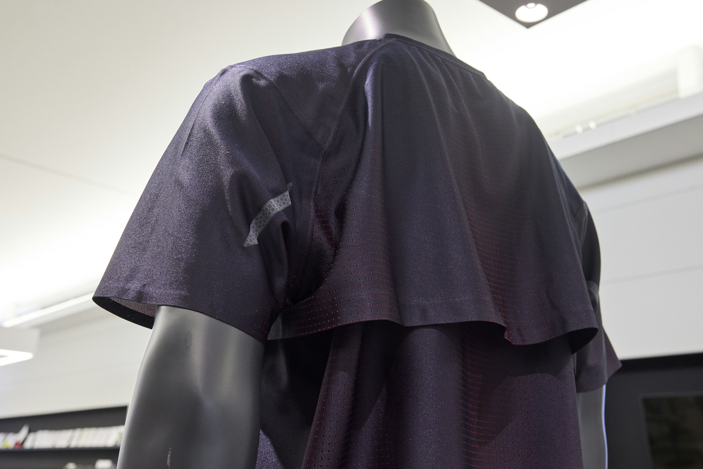 'Schematech® AERO' Series Half Sleeve Shirt