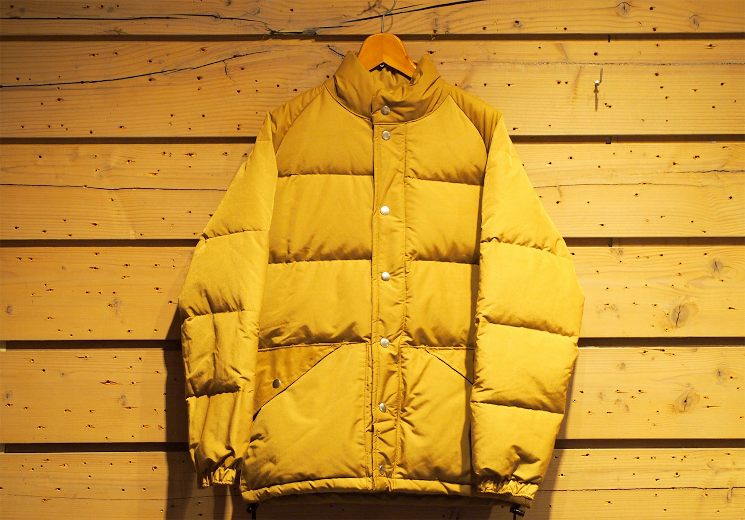 カスケード ダウンジャケット　80,300円（税込）