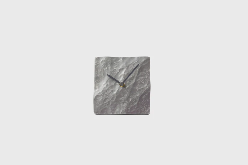 hitotose Table clock aluminum