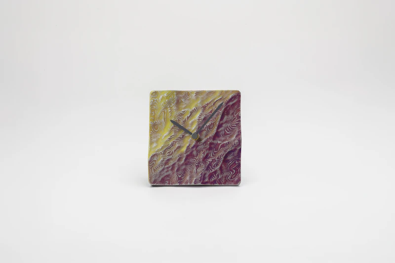 hitotose Table clock aluminum