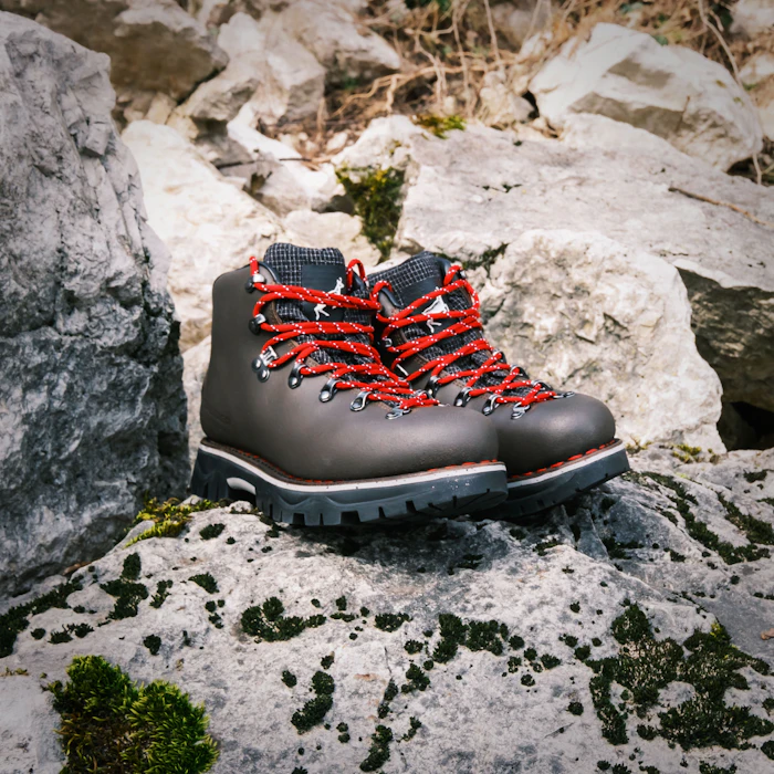 France's GALIBIER Relaunches After 35 Years! The "Super Land" Showcases the Future of Hiking Boots