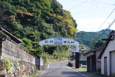 危機がブランドを創った：波佐見焼、逆転の400年史