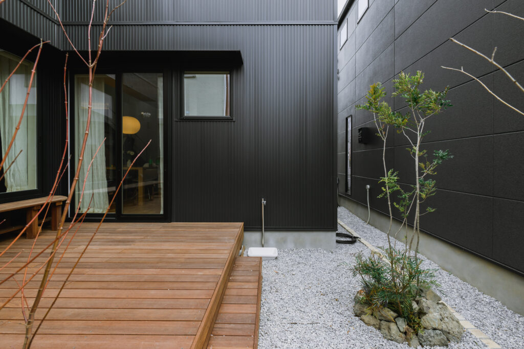 横浜市 注文住宅 N邸 ウッドデッキ (1)