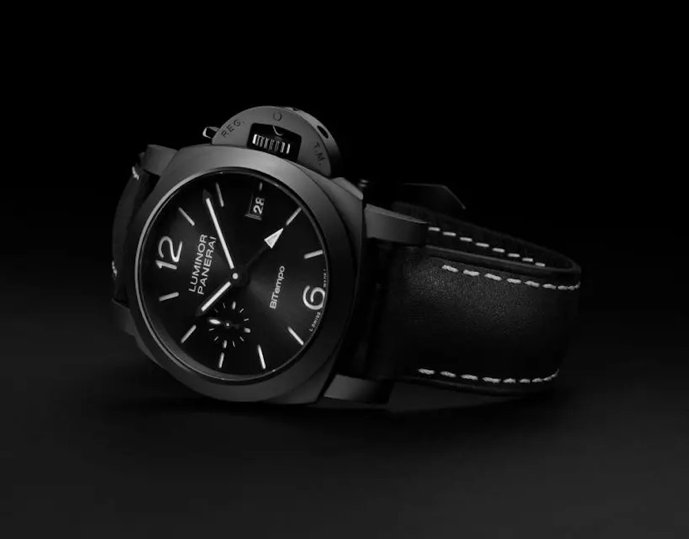 <p>GMT機能により、異なるタイムゾーンの時刻を同時に表示。海外出張や旅行時に便利。</p>