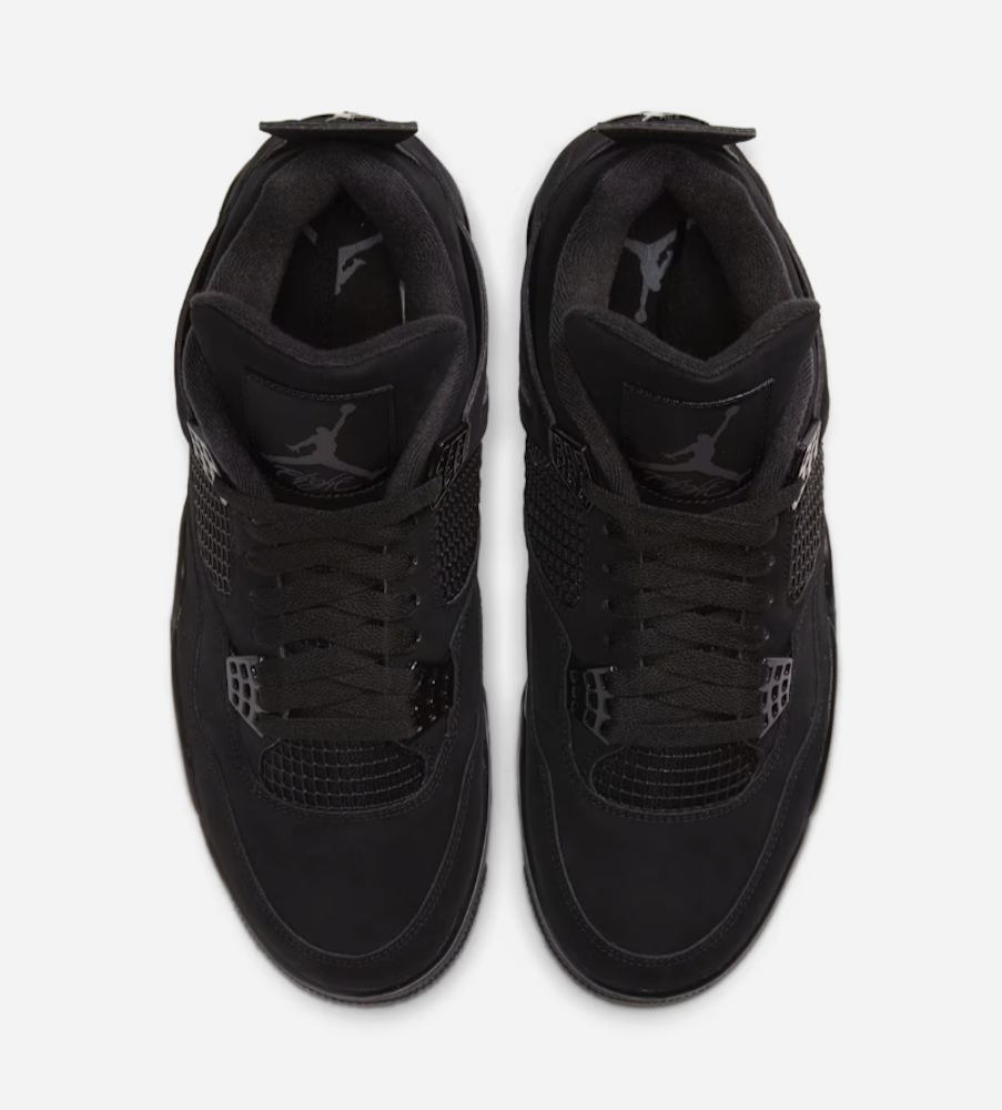 <p>オールブラックの色調により、カジュアル／ストリート／モノトーン系のコーディネートに馴染みやすい。汚れが目立ちにくい仕様。スニーカーにおける万能色としての機能あり。ソールおよびアウトソールのデザインは耐久性を持つラバー素材。内側クッション付き。</p>