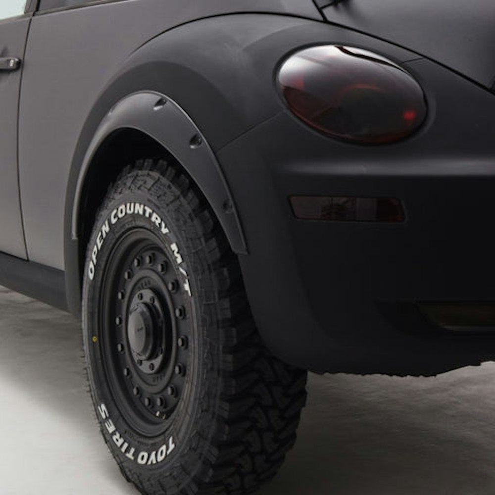 <p>LUDIXオリジナルパーツは全て国内生産で、高品質な『メイド・イン・ジャパン』。ボディペイントやラッピングフィルムで、さらに独創的なマシンイメージを演出。</p>