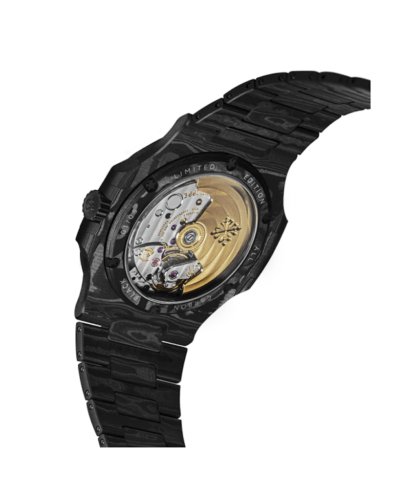 <p>自動巻きキャリバー324 SC搭載。約72時間のパワーリザーブを確保し、機械式としての実用性を備えた仕様。</p>