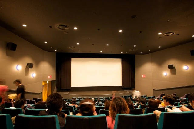 「映画館へ行きたい!」