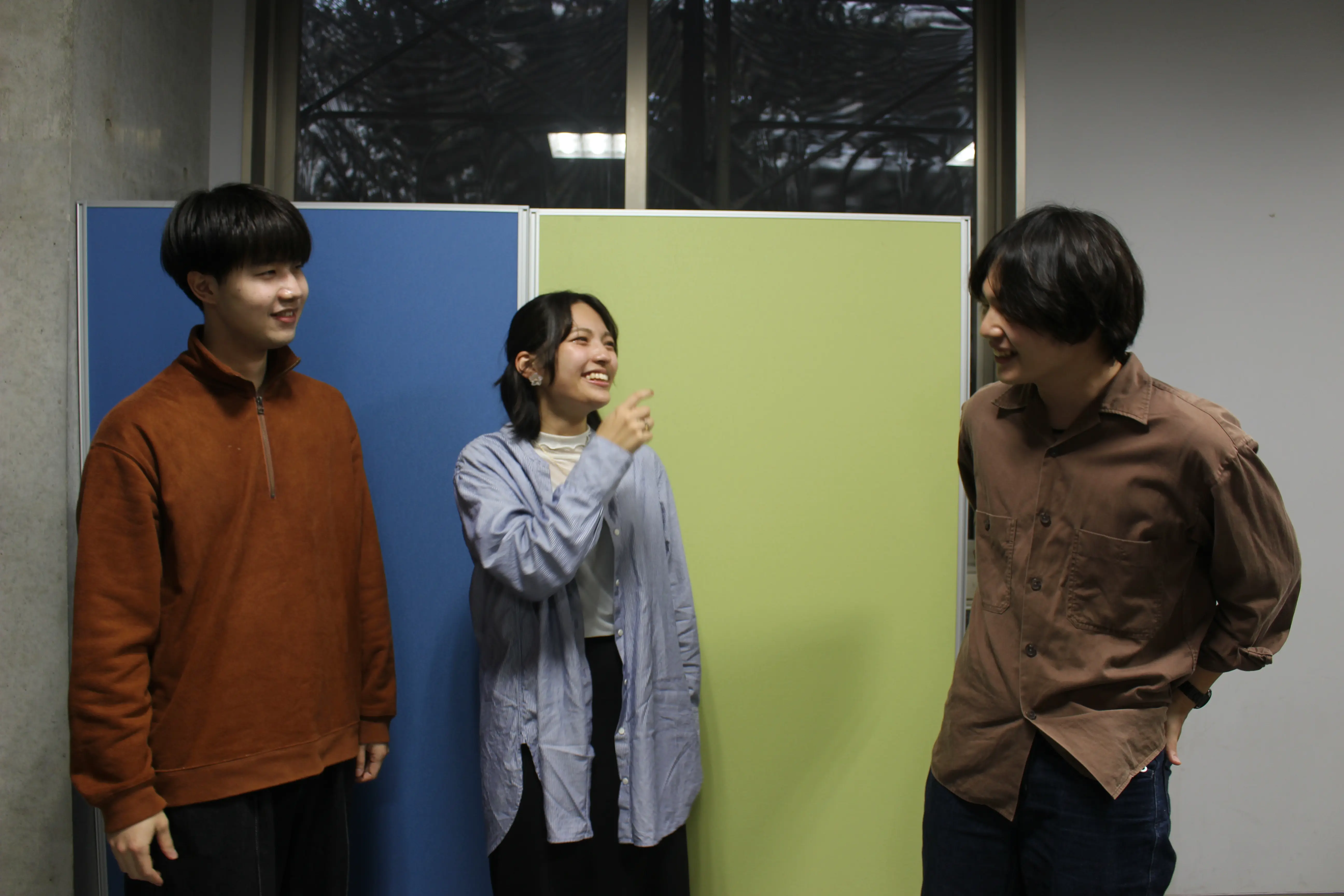 Ne→Poの3人