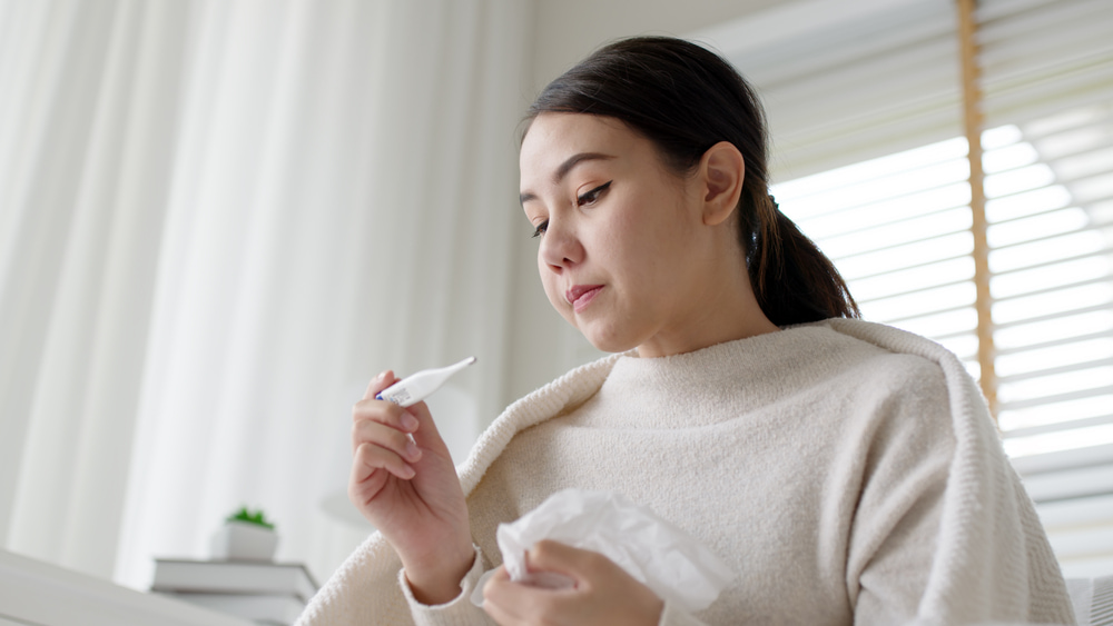 新型コロナ再感染でも保険はおりる？