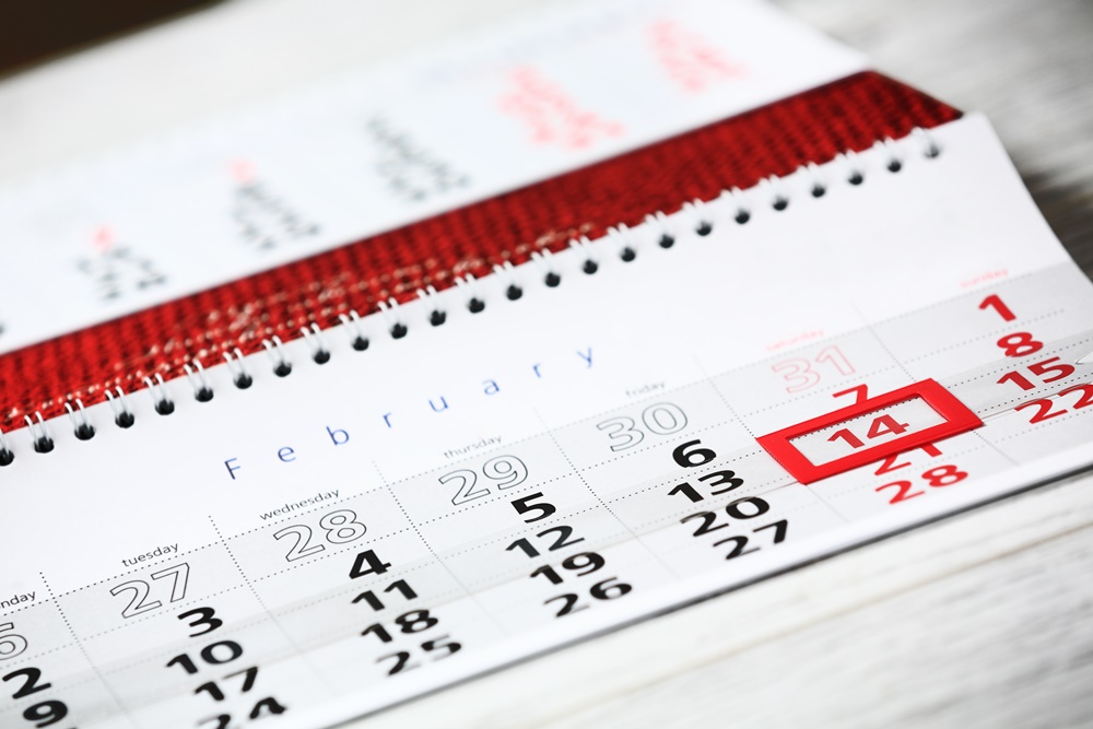 保険相談はなるべく週末や休日にしたほうが良い3つの理由
