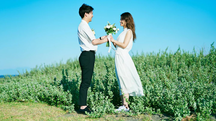 少子化改善のカギは「未婚率」の上昇に歯止めをかけること？――MBA生が「婚活・少子化×テック」を本気で考えてみたVol.1