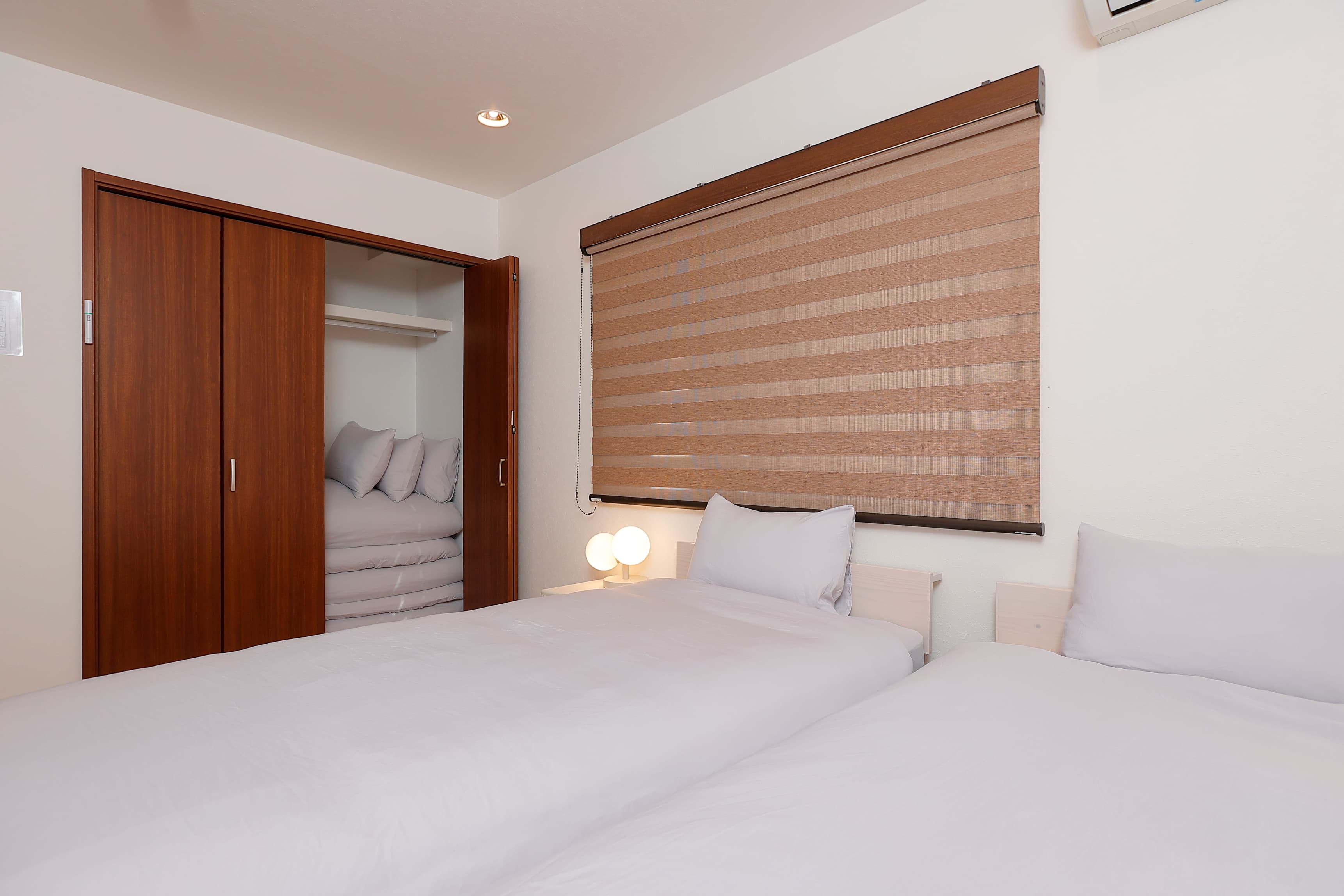 Room_B_ベッドルーム