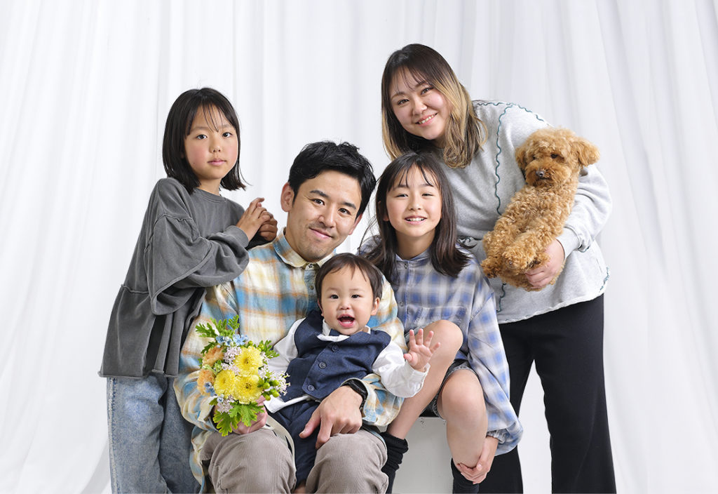 1歳バースデー　家族写真