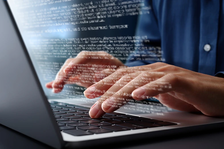 Webライターの副業の始め方を解説|案件の探し方や収入を高めるコツを紹介