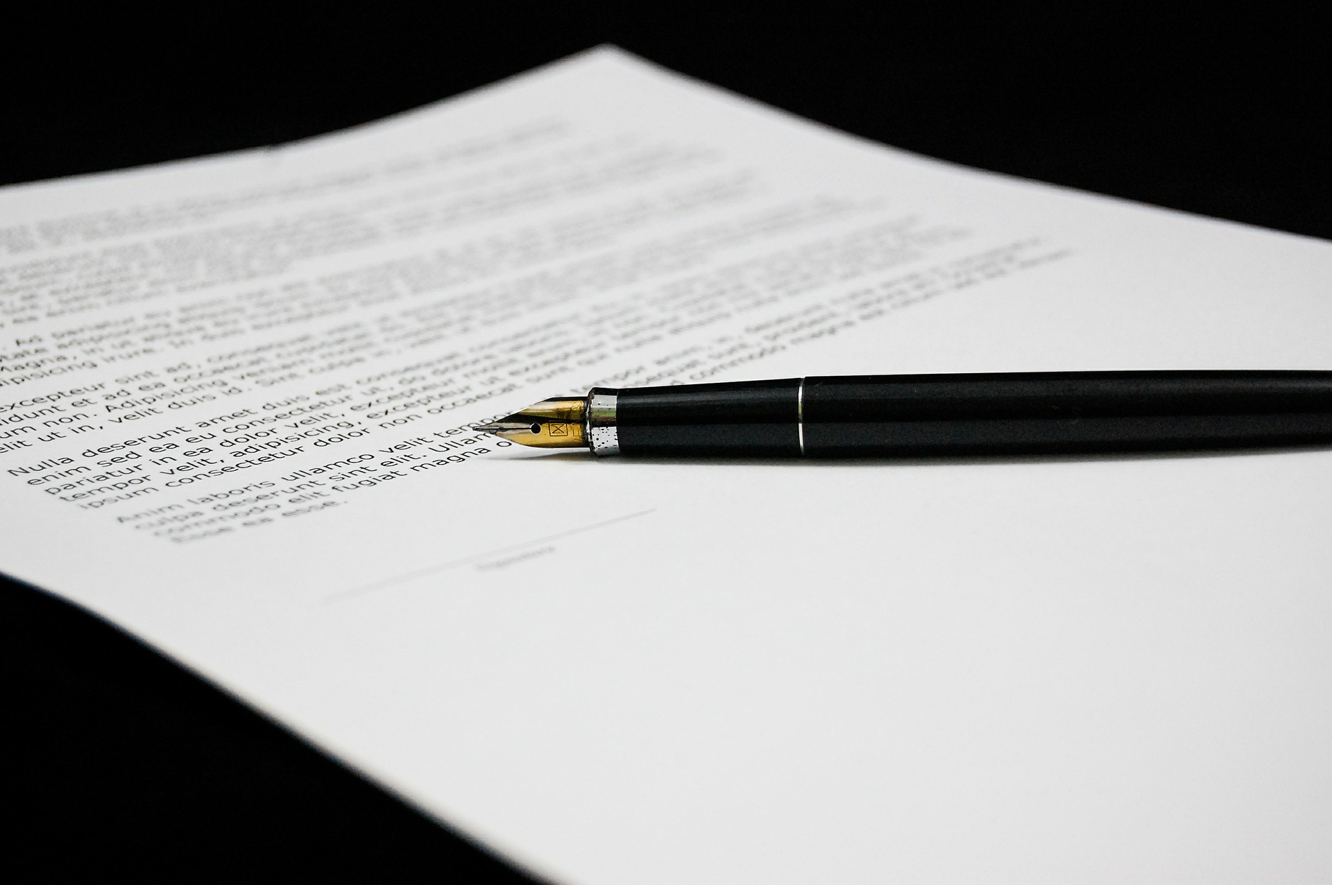 会社員からフリーランスになる手続きと準備について、必要書類は何がある？