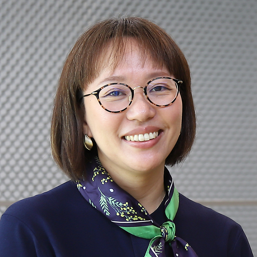 安部 英理子