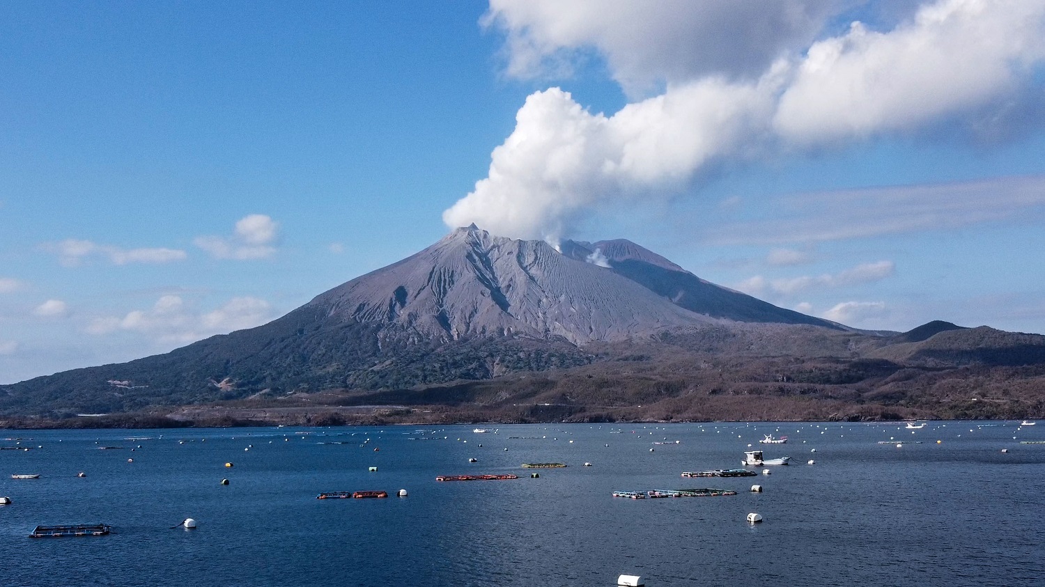 鹿児島県の桜島の写真