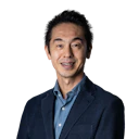 曽山 哲人氏