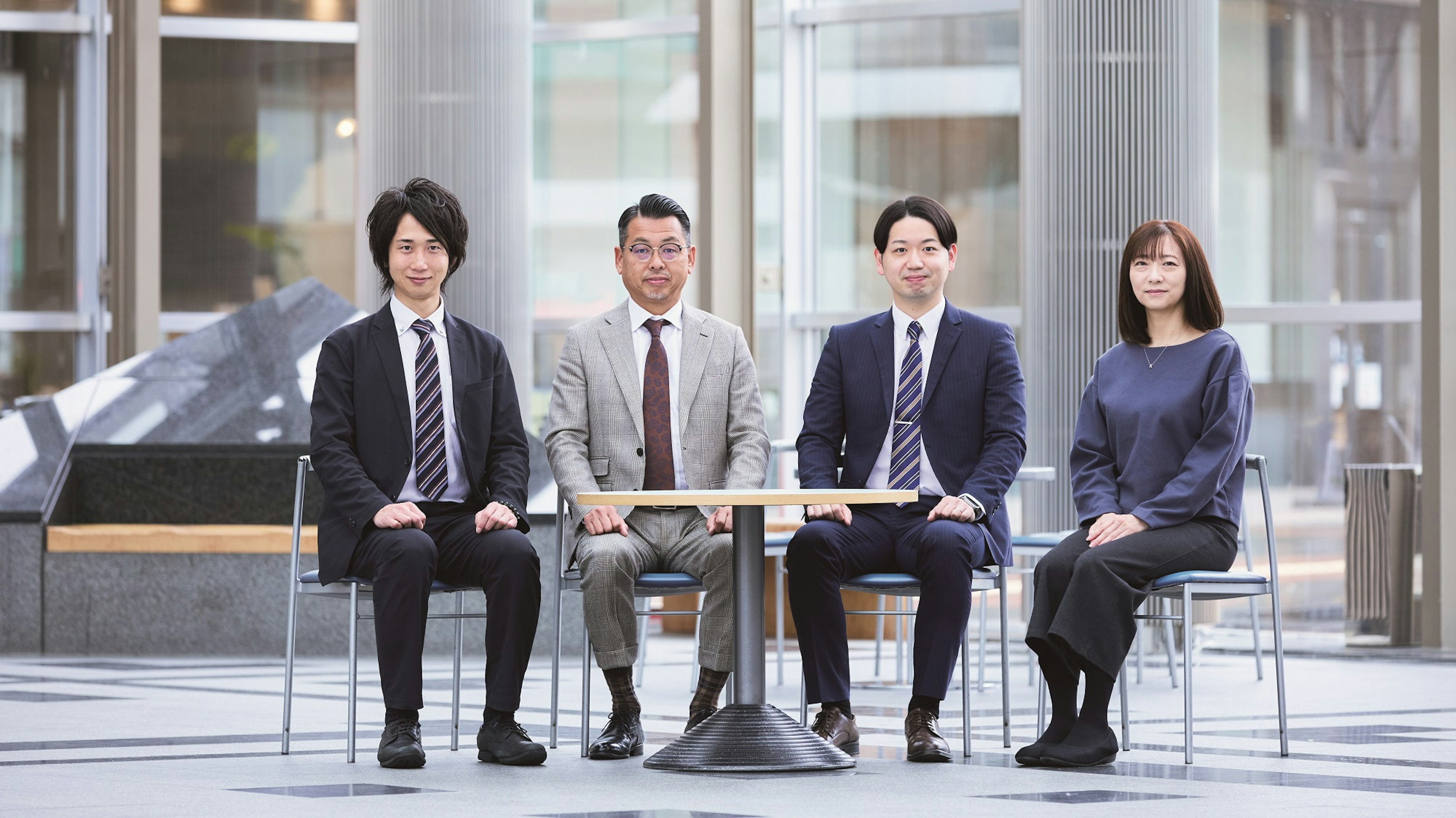 「週１副社長」プロジェクトを支える「とっとりプロフェッショナル人材戦略拠点」のメンバー
