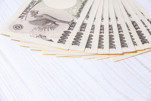 業務系アプリエンジニアの年収相場は?Web系など他の職種とも比較