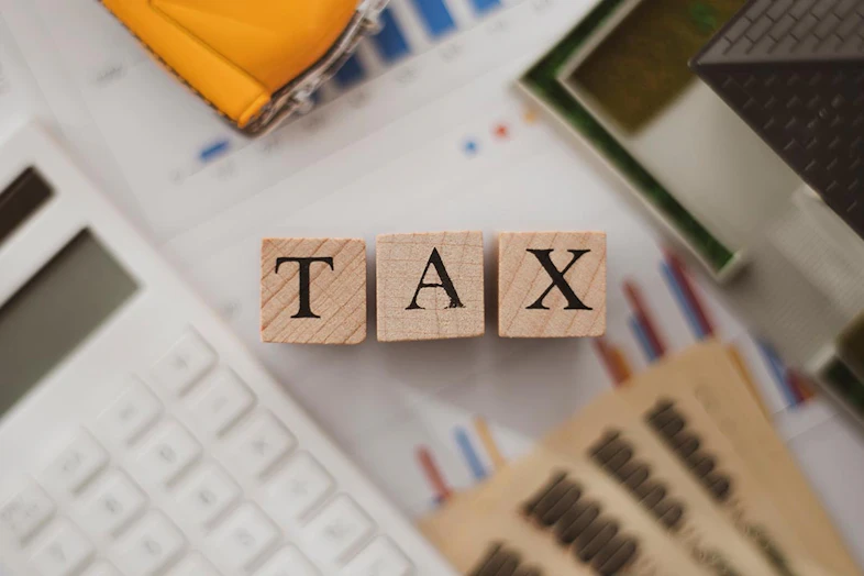 【税理士監修】フリーランスの所得税・住民税ガイド|計算方法や支払い方法を解説