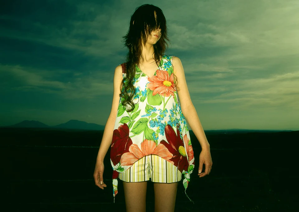 DZU STUDIO「HoUSE vol.03 — Shine」 ／ 2008 年・雑誌・エディトリアル撮影
