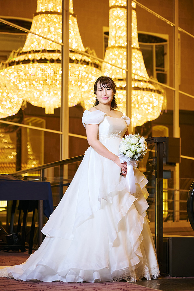 ハイアットリージェンシー東京で新婦の記念写真