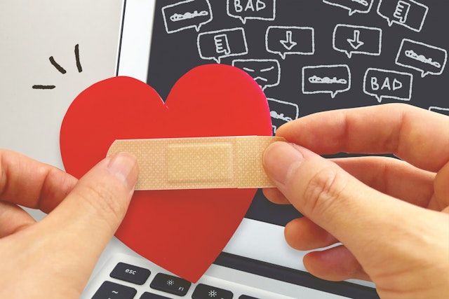 SNS炎上が発生する原因とは?注意するべき5つのケースと発見時のポイントを解説のアイキャッチ画像